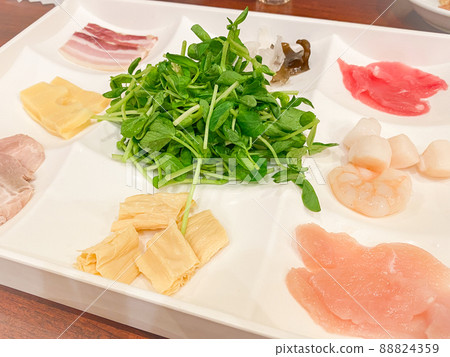 Chinese Yunnan Cuisine Crossing-the-bridge Rice Line Chinese Yunnan Cuisine Crossing-the-bridge Rice Line 88824359