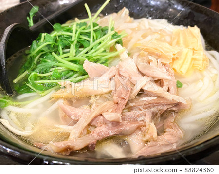 Chinese Yunnan Cuisine Crossing-the-bridge Rice Line 88824360