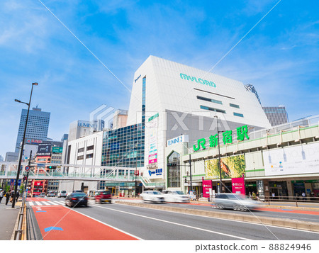 新宿站南口 88824946