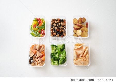 裝在敲擊器中的配菜 88825864