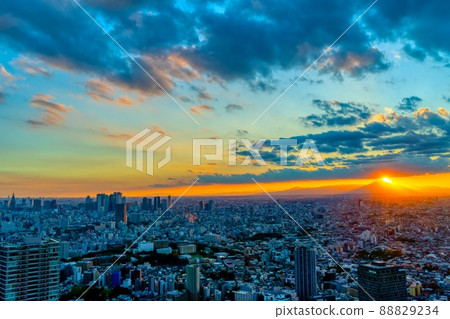 Tokyo scenery: Sunset over Mt. Fuji Tokyo scenery: Sunset over Mt. Fuji 88829234
