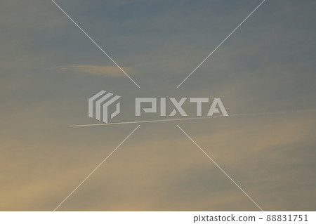 落日的天空 落日的天空 88831751