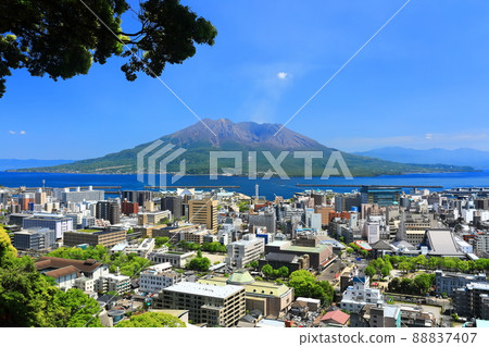 [鹿兒島縣]從城山公園展望台看到的鹿兒島市容和櫻島 88837407