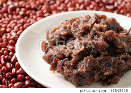 Red bean paste and red beans 88843266