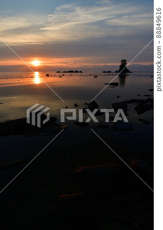 從Ameyu海岸的日出 88849616