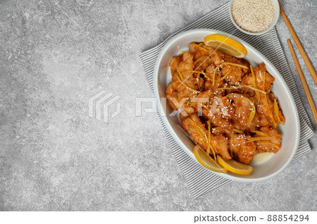 chicken lemon asian 88854294