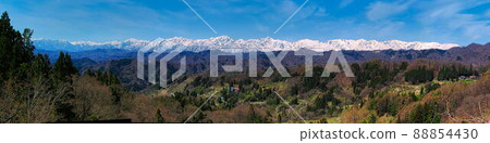 Superb view of the Northern Alps from the Alps Observation Deck (Ogawa Village) [Spring] 88854430