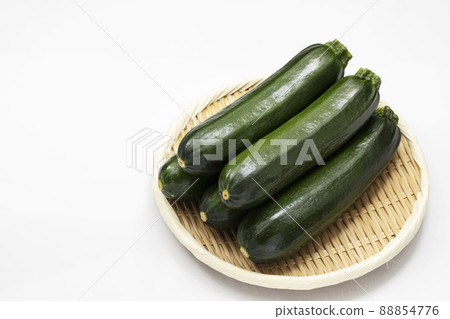 濾鍋上的西葫蘆 88854776