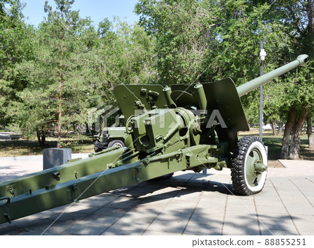 152 caliber howitzer 152 caliber howitzer 88855251