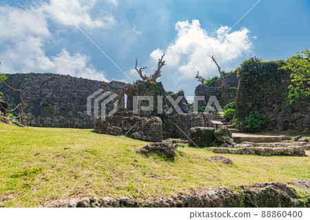 沖繩中城城跡 88860400