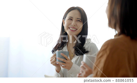 Girls Talk @ Girls Talk Girls Talk @ Girls Talk 88861055
