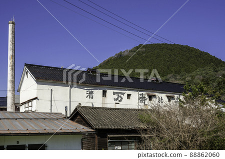 Miyoshi Michiishi Pavement Street Former Manjunoi Sake Brewery Sake Brewery Miyoshi City, Hiroshima Prefecture 88862060