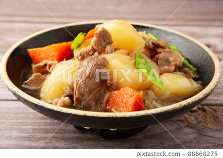 Beef Nikujaga 88868275
