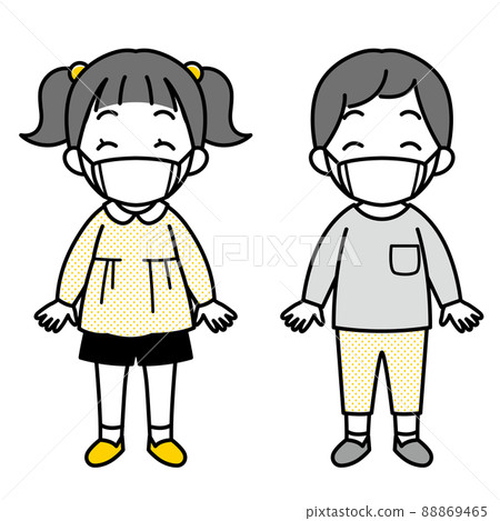 戴著面具的小女孩和男孩筆直站立(簡單) 戴著面具的小女孩和男孩筆直站立(簡單) 88869465