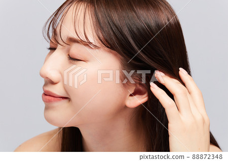 美麗年輕的日本女人 88872348