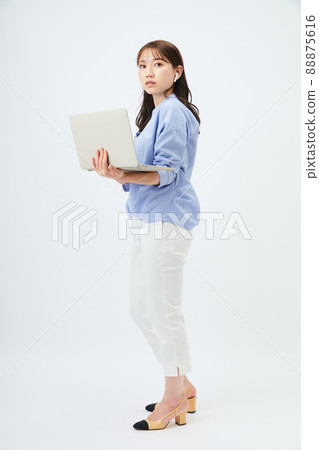 商務休閒年輕女性時尚 88875616