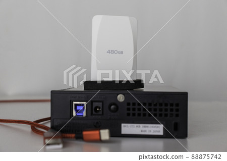External hard disk and SSD 88875742