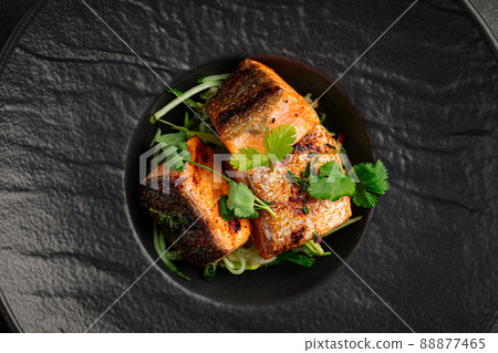 Gourmet salmon fillet with vegetables Gourmet salmon fillet with vegetables 88877465