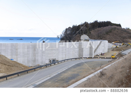 Tide breakage construction 88882636