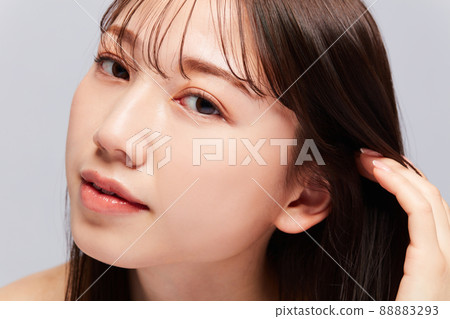 Beauty young Japanese woman 88883293