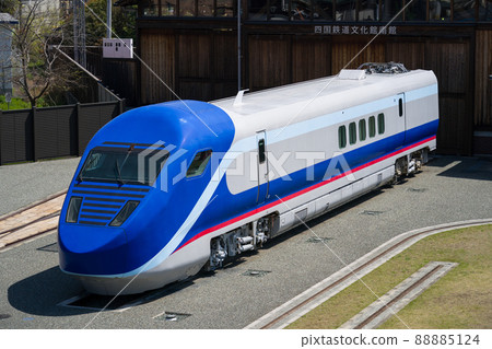 Gauge Change Train Free Gauge Train GCT01-201 exhibited at Shikoku Railway Cultural Center 88885124