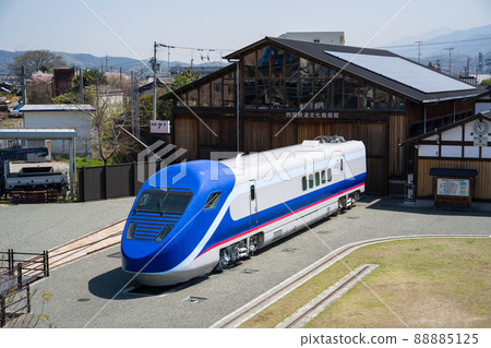 Gauge Change Train Free Gauge Train GCT01-201 exhibited at Shikoku Railway Cultural Center 88885125