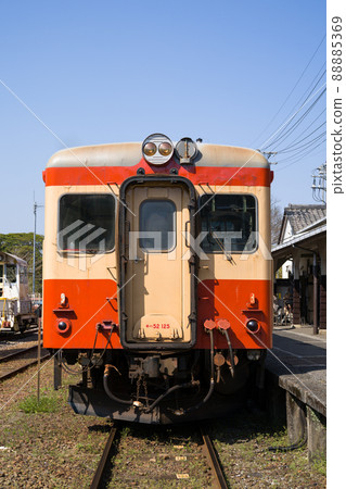 Isumi 鐵路的 Kiha 52 和 Kiha 28 特快列車 88885369