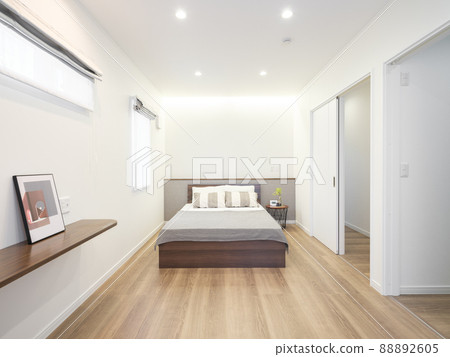 Bedroom in a white-walled house with a counter 88892605