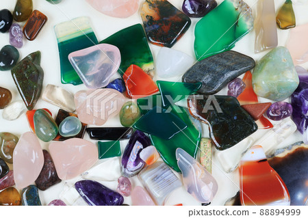 Power stone of natural stone 88894999