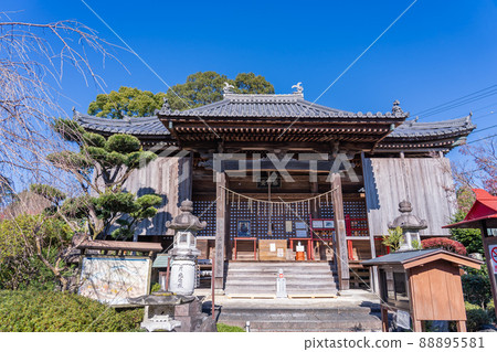 三重縣鈴鹿市秋季石藥師寺正殿 三重縣鈴鹿市秋季石藥師寺正殿 88895581