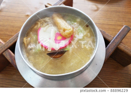 台灣鍋燒意麵 88896229