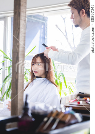 美髮師 美髮師 美髮師 直發 女人 88897343