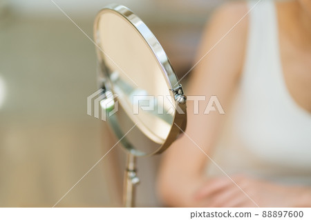鏡子 女生 女孩 88897600