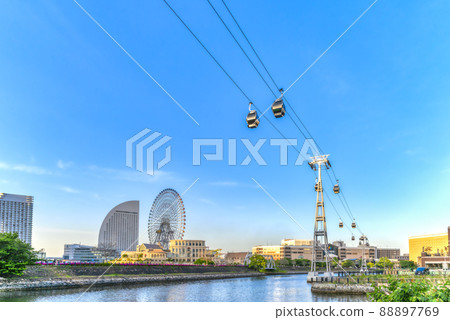 Cityscape of Sakuragicho, Yokohama Trainway / Ferris wheel and ropeway Cityscape of Sakuragicho, Yokohama Trainway / Ferris wheel and ropeway 88897769