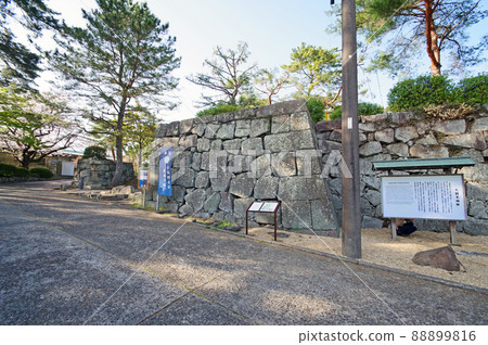久留米城跡石垣,福岡縣的熱門旅遊景點 久留米城跡石垣,福岡縣的熱門旅遊景點 88899816