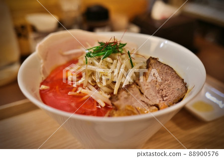 味噌拉麵（側面） 88900576