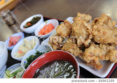 6小碗炸雞套餐(青森縣) 6小碗炸雞套餐(青森縣) 88901289