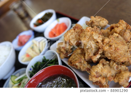 6小碗炸雞套餐(青森縣) 6小碗炸雞套餐(青森縣) 88901290