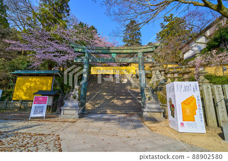 參觀香川縣琴平町的金都平宮櫻馬場西褚銅鳥居 88902580