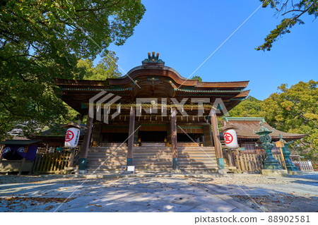 View Kotohiragu Shrine in Kotohira Town, Kagawa Prefecture 88902581