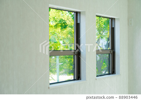 新建的推拉窗 88903446