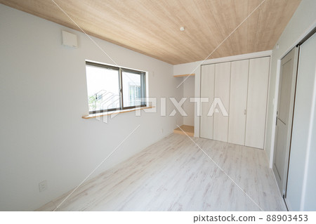 明亮的西式房間 88903453