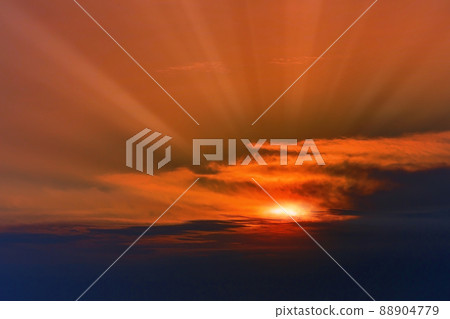 戲劇性的早晨天空 戲劇性的早晨天空 88904779