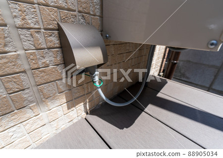 熱水器的外部出水口 熱水器的外部出水口 88905034