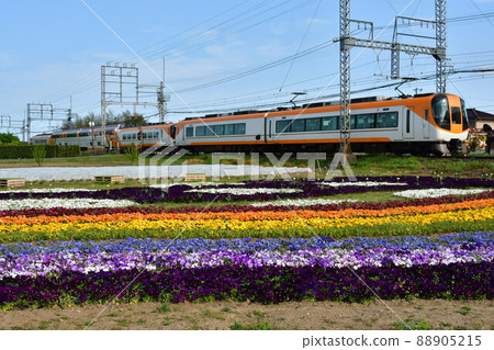 花田和近鐵特快 88905215