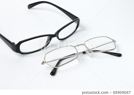 Eyeglasses, lifestyle, eyeglasses, glasses, frames, daily necessities, glasses, lenses, eyesight, eyes Eyeglasses, lifestyle, eyeglasses, glasses, frames, daily necessities, glasses, lenses, eyesight, eyes 88909087