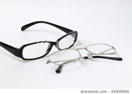 Eyeglasses, lifestyle, eyeglasses, glasses, frames, daily necessities, glasses, lenses, eyesight, eyes 88909089