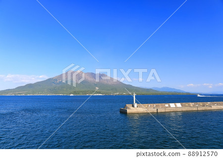 [鹿兒島縣]從櫻島渡輪看到的櫻島 88912570