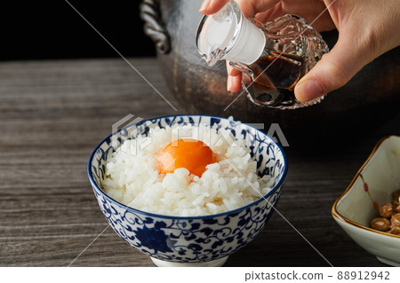 日本食物形象：雞蛋飯 88912942