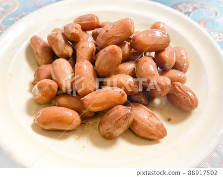 一道經典的中餐開胃菜，咸花生（鹽煮花生） 88917502